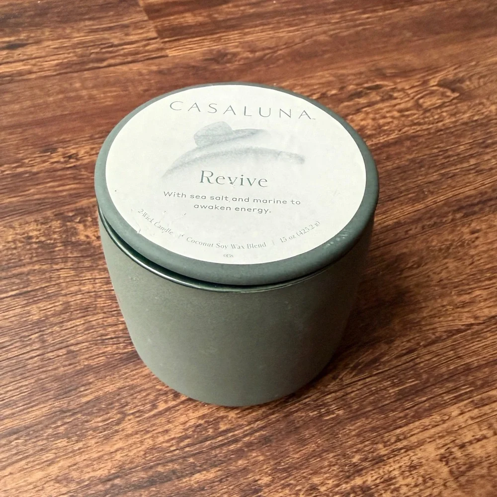 Casaluna Revive Coconut Soy Wax Blend 2 Wick 15 oz Candle